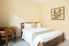 Blanjong Homestay by ecommerceloka