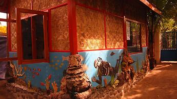 Larantuka Beach Apartments