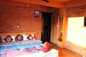 Nar-Bis Hotel
