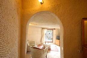 Arif Cave Hotel