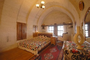 Arif Cave Hotel