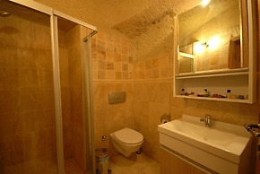 Arif Cave Hotel