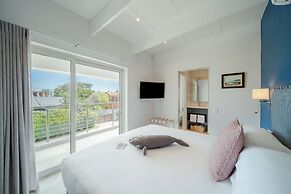 One Marine Drive Boutique Hotel