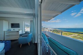 One Marine Drive Boutique Hotel
