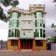 Graceland Hotel