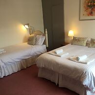 Lovat House Bed and Breakfast