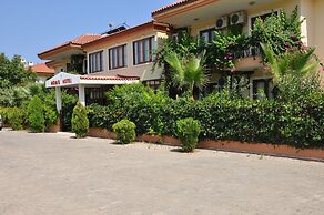 Moms Hotel