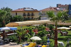 Moms Hotel