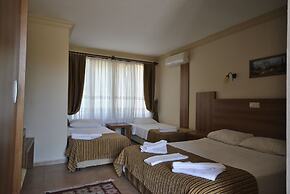 Moms Hotel