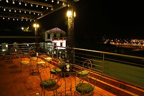 De la Trinidad Hotel