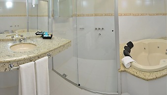 De la Trinidad Hotel