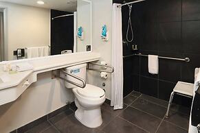 City Express Plus by Marriott Monterrey Galerias