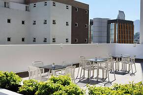 City Express Plus by Marriott Monterrey Galerias