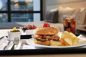 City Express Plus by Marriott Monterrey Galerias