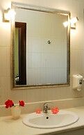Ariadnes Holiday Accommodation II
