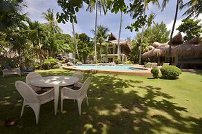 Mike's Dauin Beach Resort