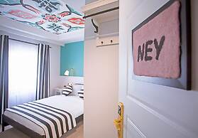 Araf Hotel