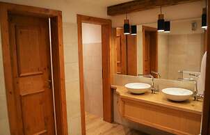 Hotel Aurach