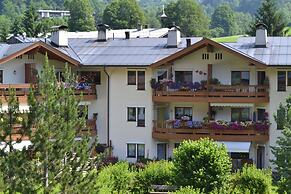 Hotel Aurach