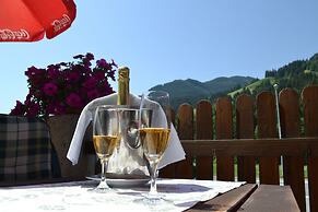 Hotel Aurach
