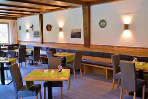 Hotel Aurach