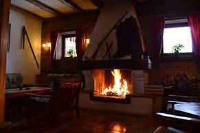 Hotel Aurach
