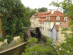 Apartment Dům U Černého beránka