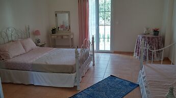 Elaias Gi Residence