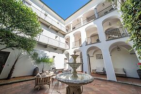 Seven Boutique Hotel