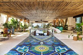 W Punta de Mita