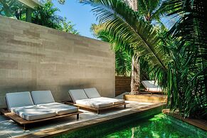 W Punta de Mita
