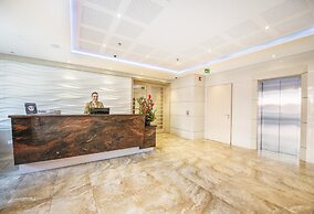 Hotel Plaza Suites