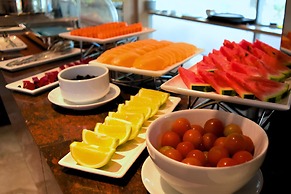 Hotel Plaza Suites