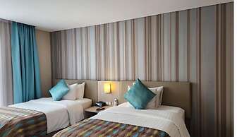 Hotel Plaza Suites