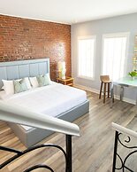 Retro Suites Hotel