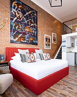 Retro Suites Hotel