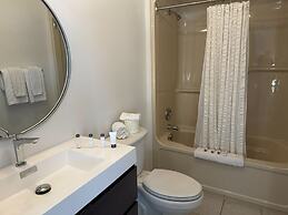 Nomi Resort