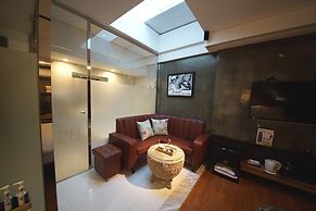 February Hotel Apsan