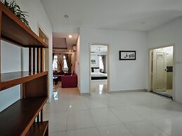 La Belle Residence
