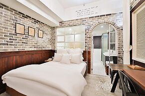 February Hotel Hwanggeum