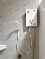 Tokyo Hotel Korat