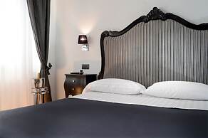 Barbarella Suite
