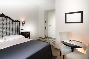 Barbarella Suite