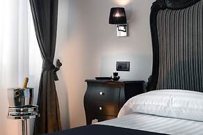 Barbarella Suite