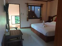 Baan Rom Mai