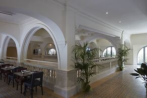 Hotel The Building