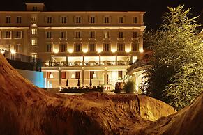 Hotel The Building