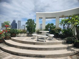 Interchange Tower Serviced Apartment