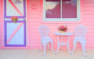 A Houses Homestay