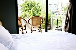 Here Hostel